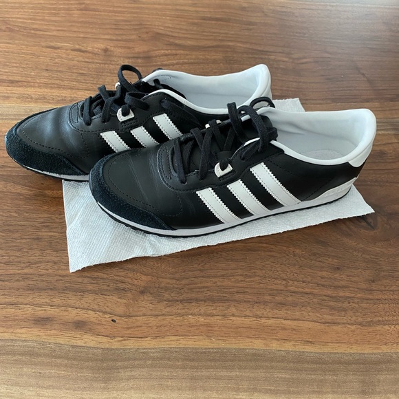 Adidas Sneakers - Picture 1 of 5